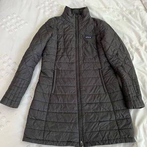 Patagonia gray quilted coat